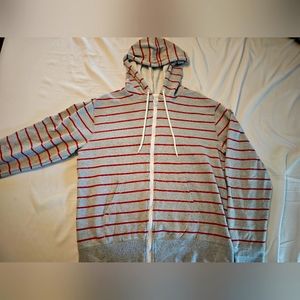 Woman's intriguing threads zip up hooded sweatshirt size L